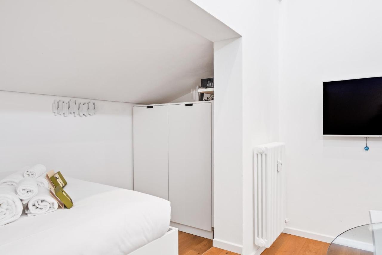 Апартаменты Via Corfu Cozy Nest Верона Экстерьер фото